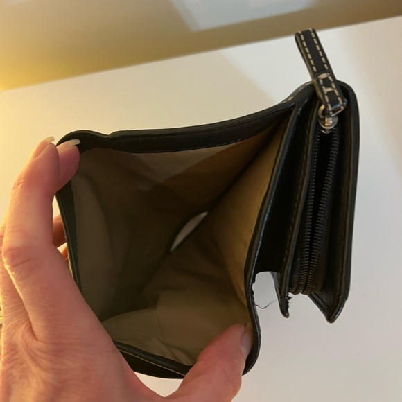 Coach Y2K Vintage Solo Black Leather Wallet with Silver Accents - Picture 11 of 13